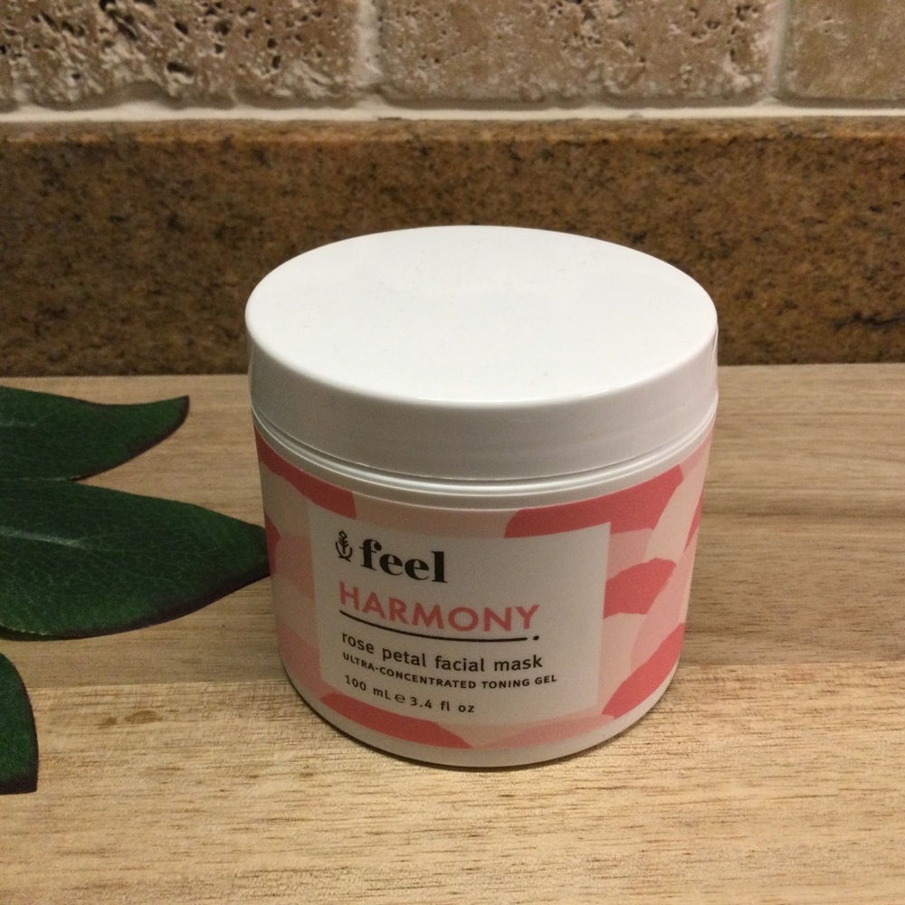 New FEEL BEAUTY Harmony Rose Petal Facial Mask